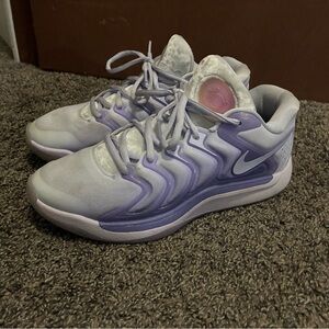 Nike Sabrina Women's Lavender and White Basketball Shoes